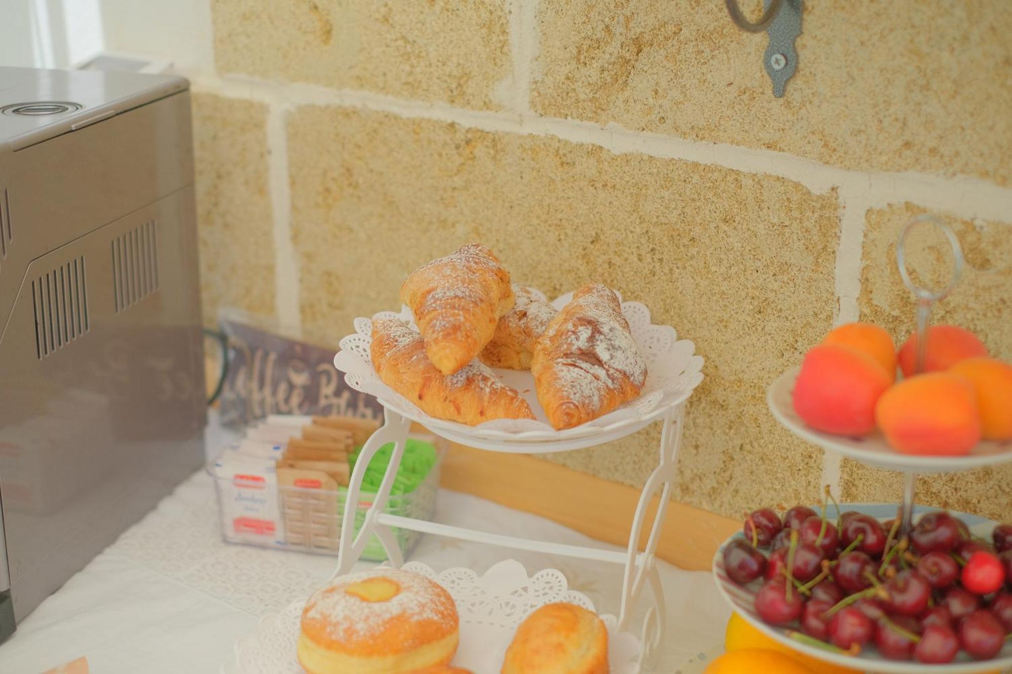 I Ricordi Di Anna Bed & Breakfast อเลซิโอ ภายนอก รูปภาพ