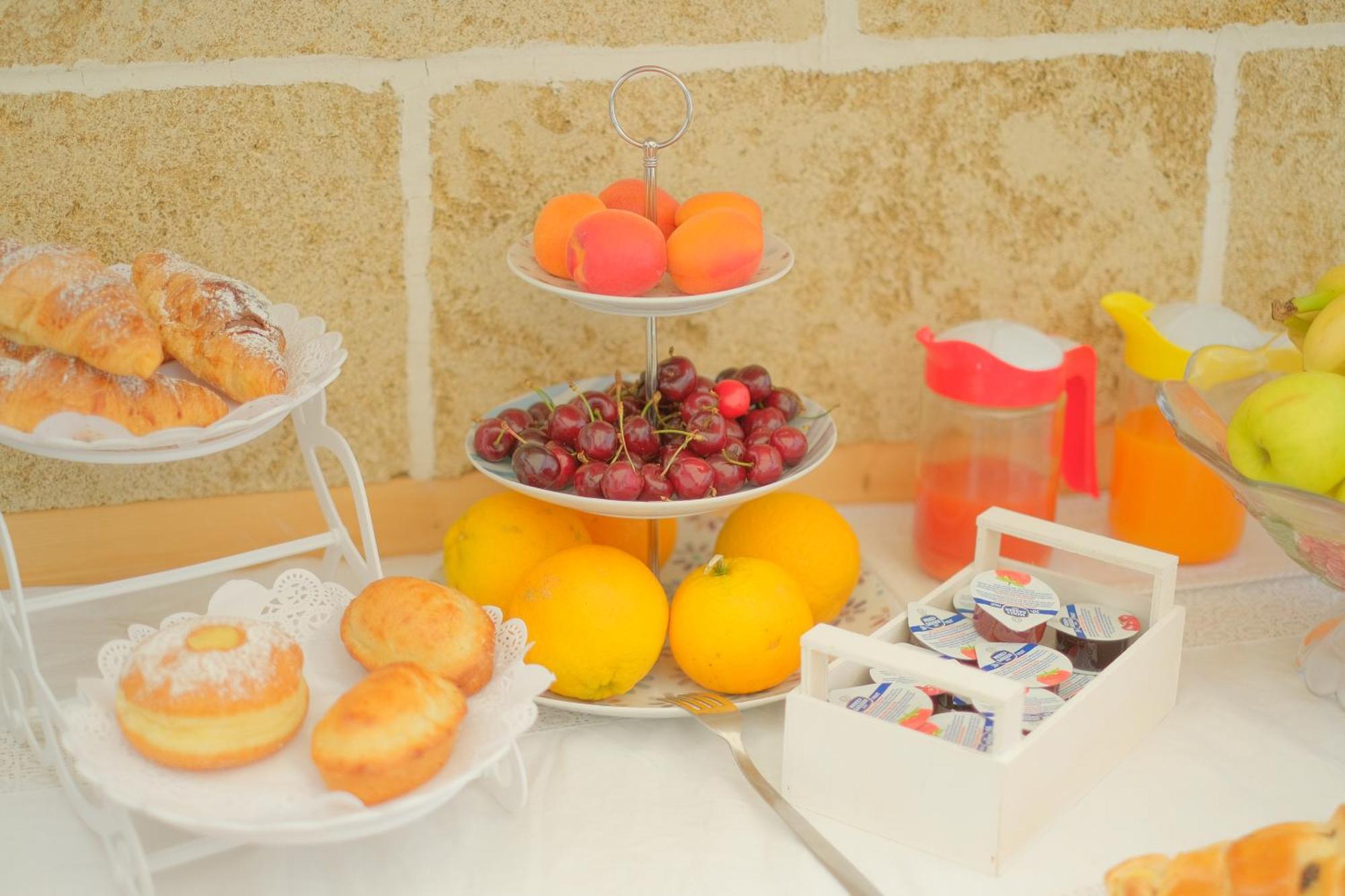 I Ricordi Di Anna Bed & Breakfast อเลซิโอ ภายนอก รูปภาพ