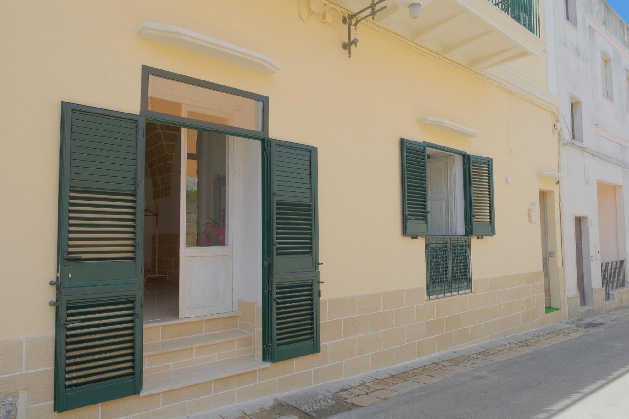 I Ricordi Di Anna Bed & Breakfast อเลซิโอ ภายนอก รูปภาพ