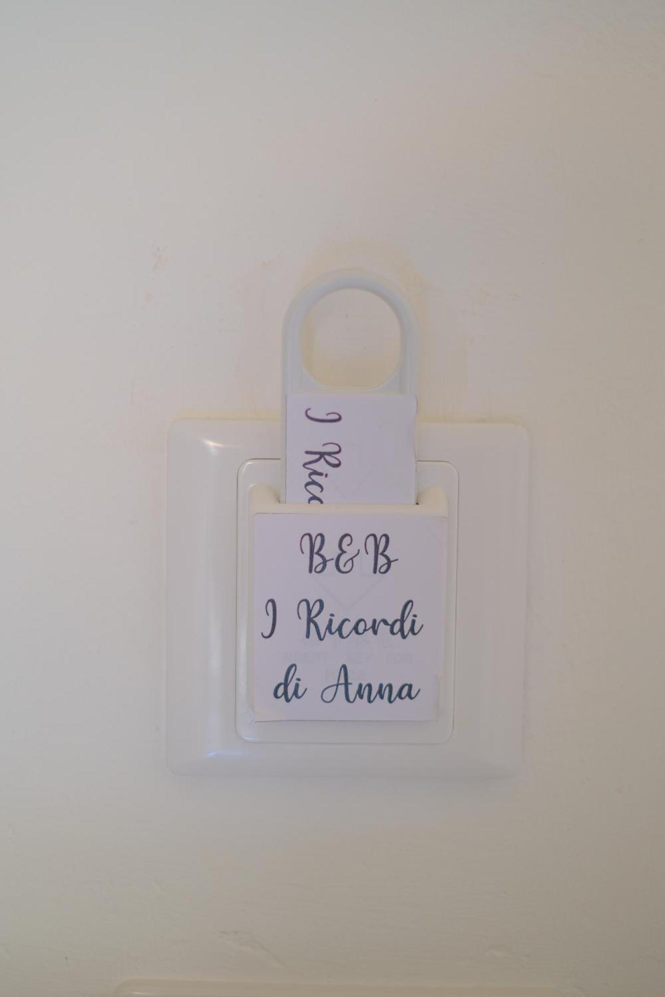 I Ricordi Di Anna Bed & Breakfast อเลซิโอ ภายนอก รูปภาพ